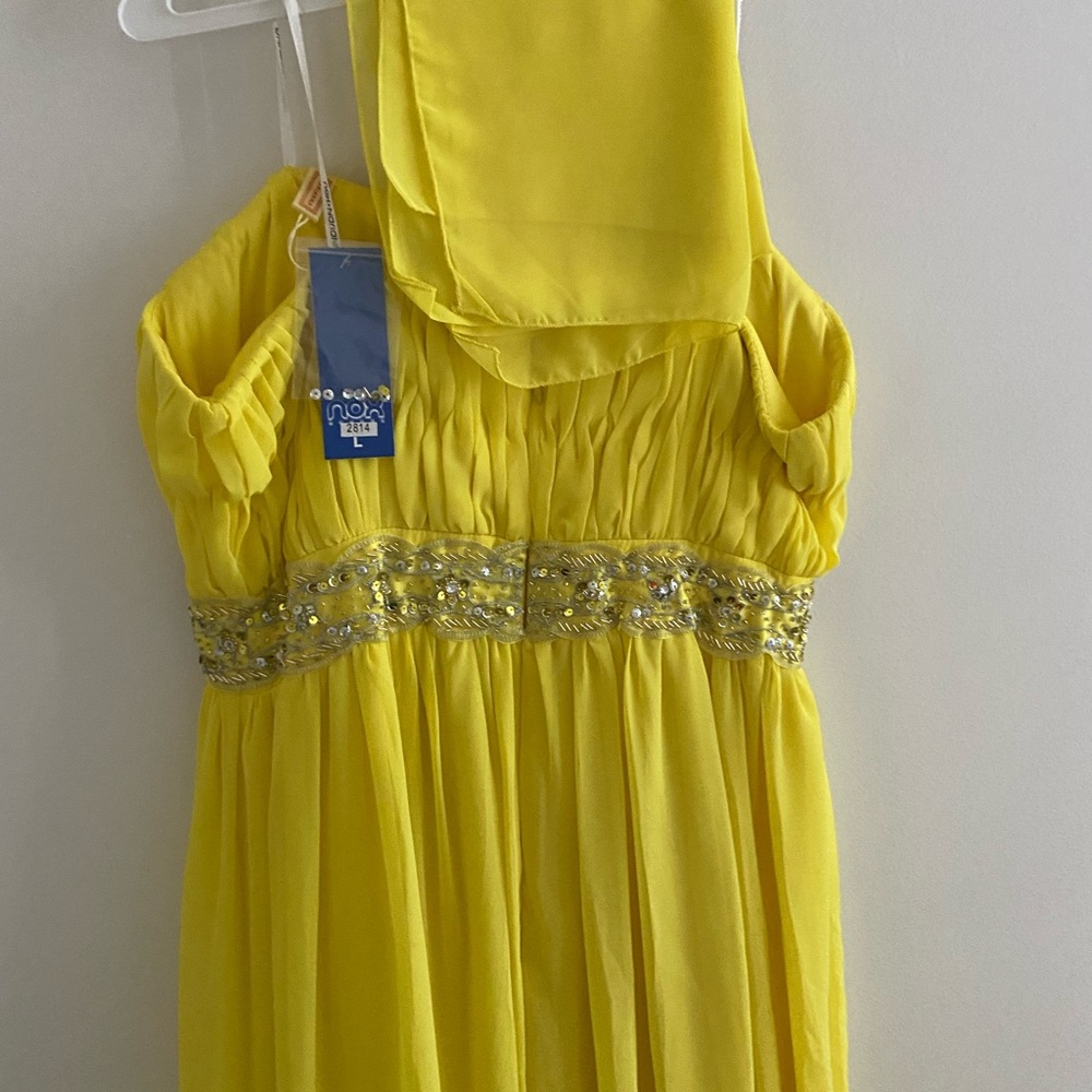 Yellow jeweled waist prom/ bridesmaids dress